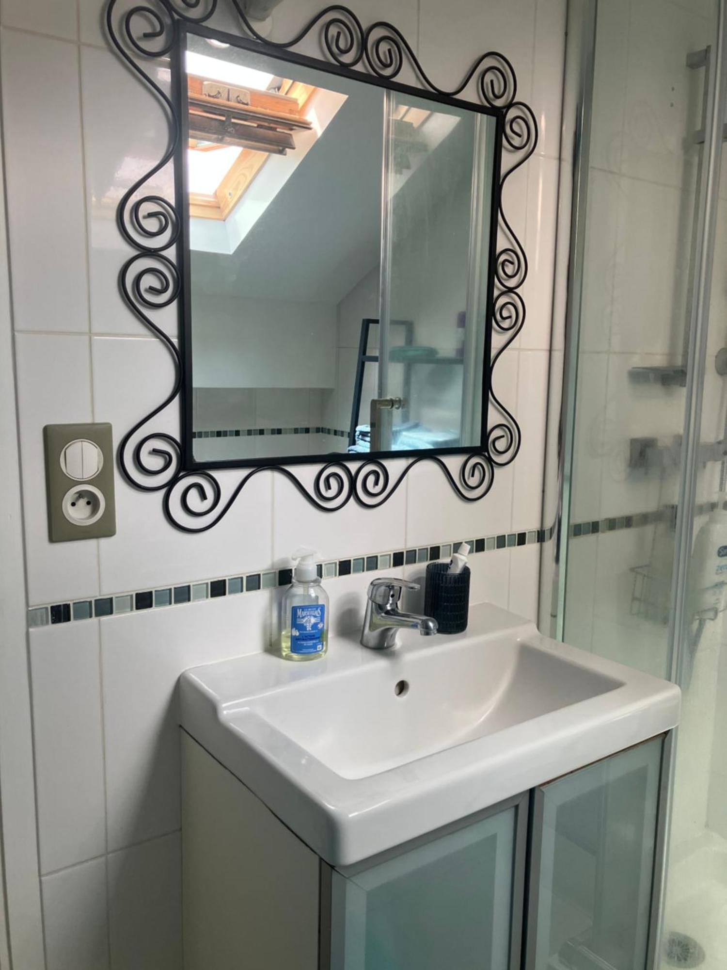 Centre-ville Climatisé Avec Parking Gratuit *